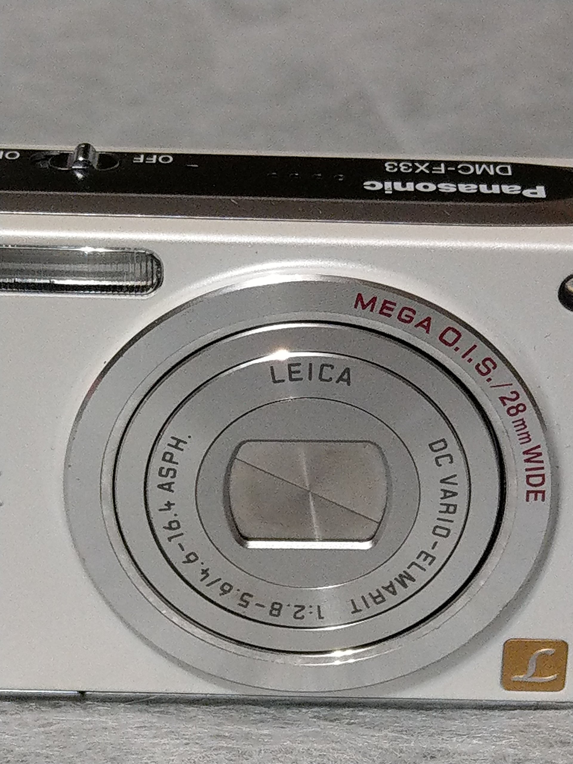 [중고] 파나소닉 루믹스 쉘화이트 DMC-FX33-W 콤팩트 디지털카메라 이미지 4
