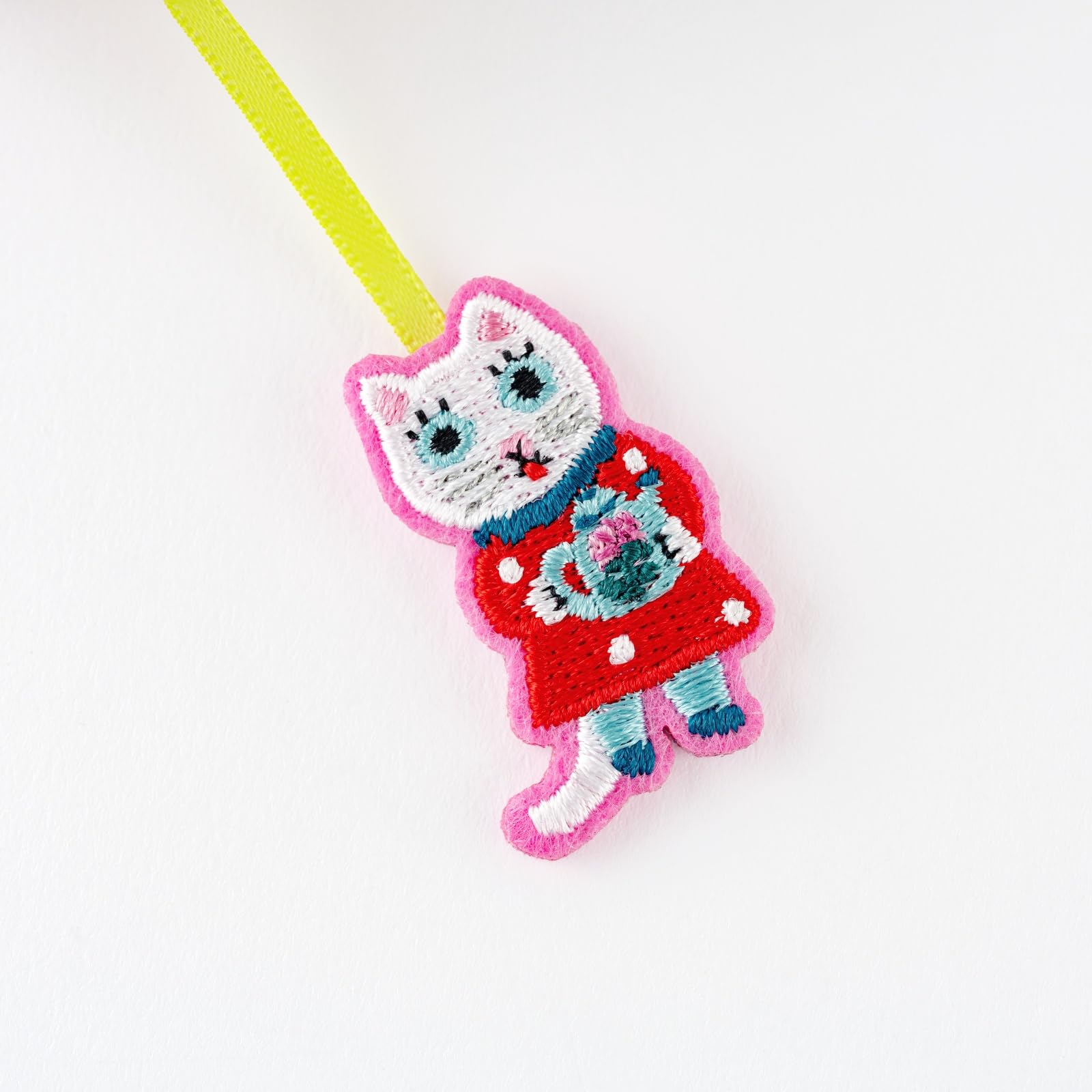 호보니치 기타기시 유미 자수 북마크 흰고양이 313×25×4mm 이미지 2