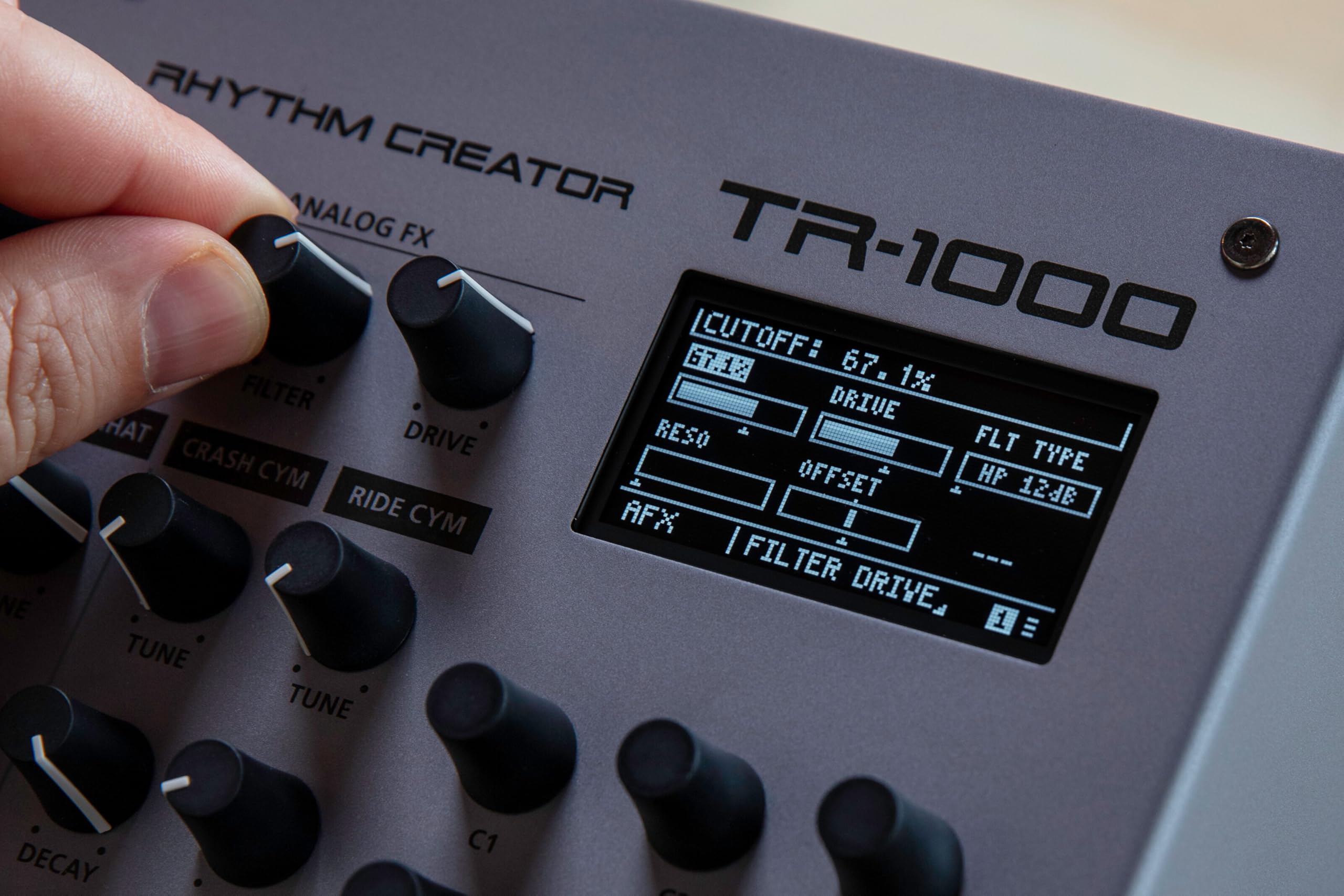 롤랜드 TR-1000 리듬 머신 TR-808/TR-909 회로 16종 탑재 이미지 7